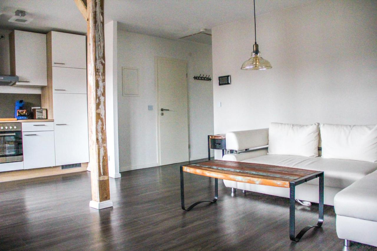 Exklusive 2 Zi. Dachgeschosswohnung In Lage! Appartamento *